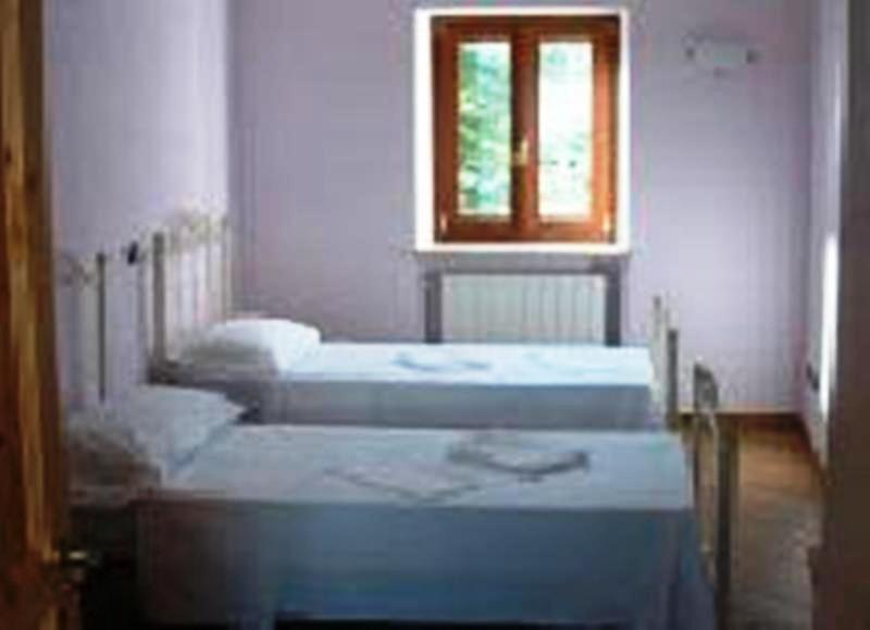 Locanda Dl'Angel Villar San Costanzo Chambre photo