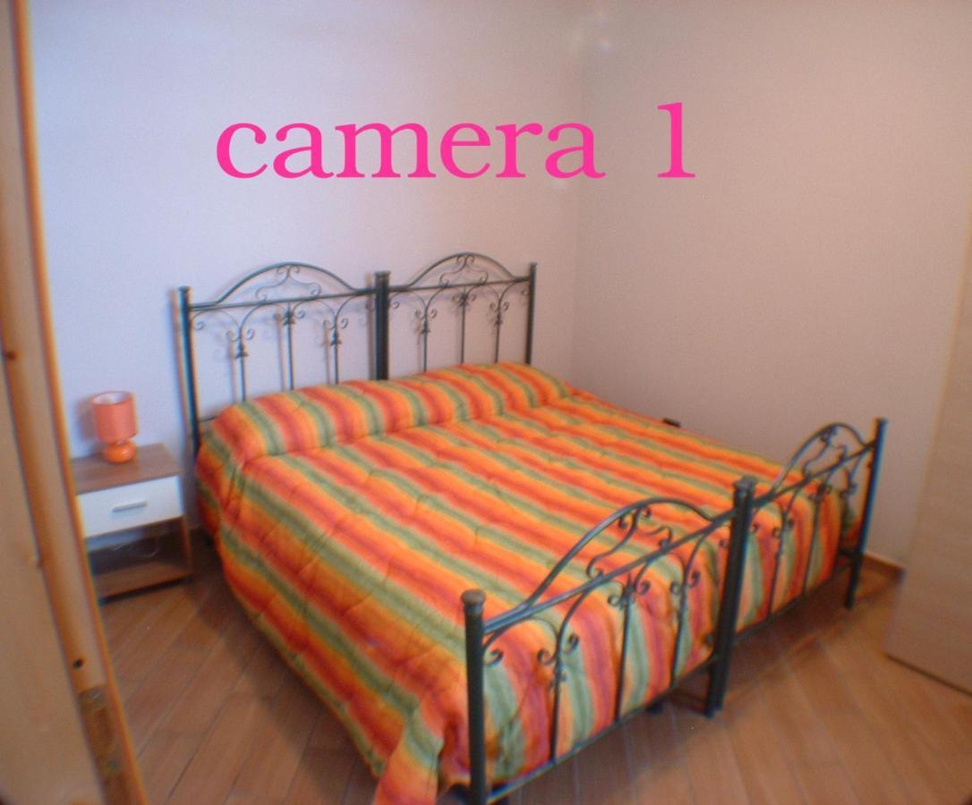 Locanda Dl'Angel Villar San Costanzo Chambre photo