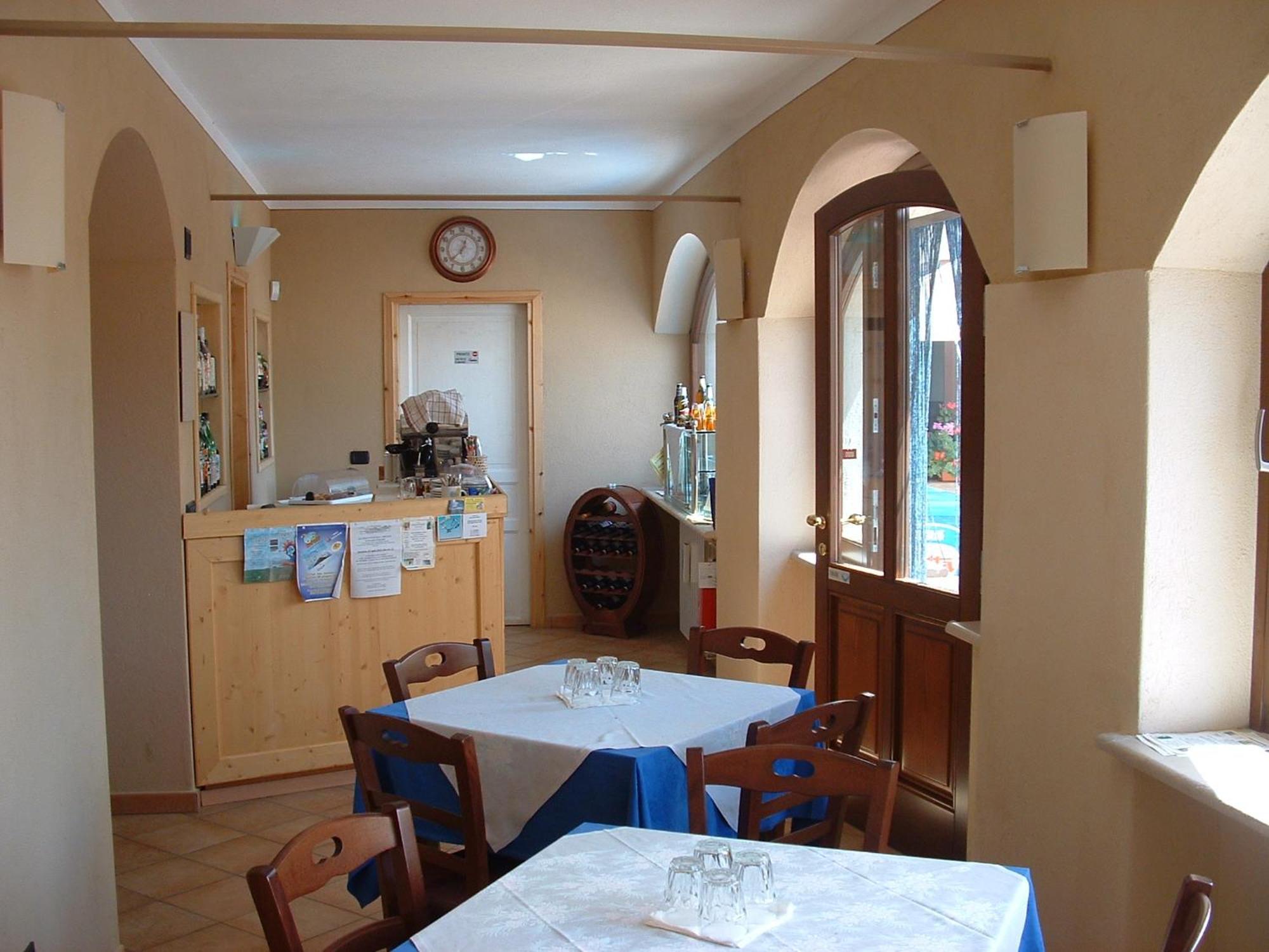 Locanda Dl'Angel Villar San Costanzo Extérieur photo